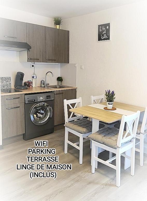 Charmant Studio Climatise 24 M2 Terrasse A 100M De La Plage Saint-Mandrier-sur-Mer Ngoại thất bức ảnh